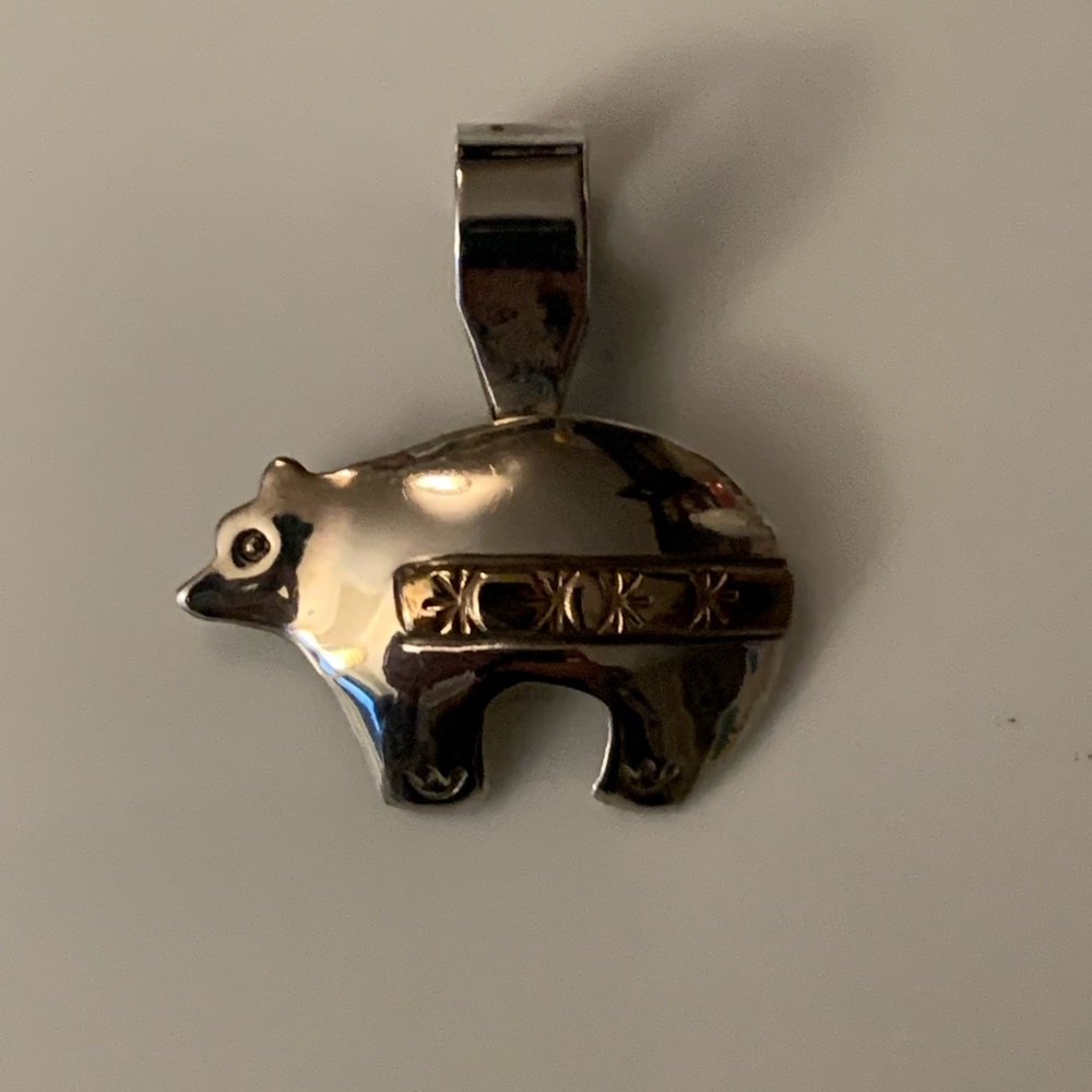 Sterling Navajo bear necklace